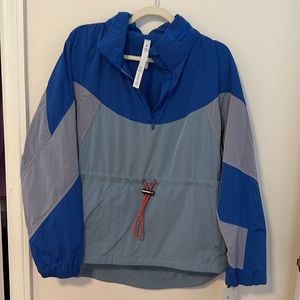 NWT Lululemon Evergreen Anorak size 10